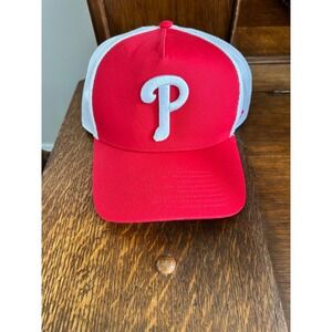 Fanatics Philadelphia Phillies MLB Trucker Hat Red White Snapback Mesh Cap